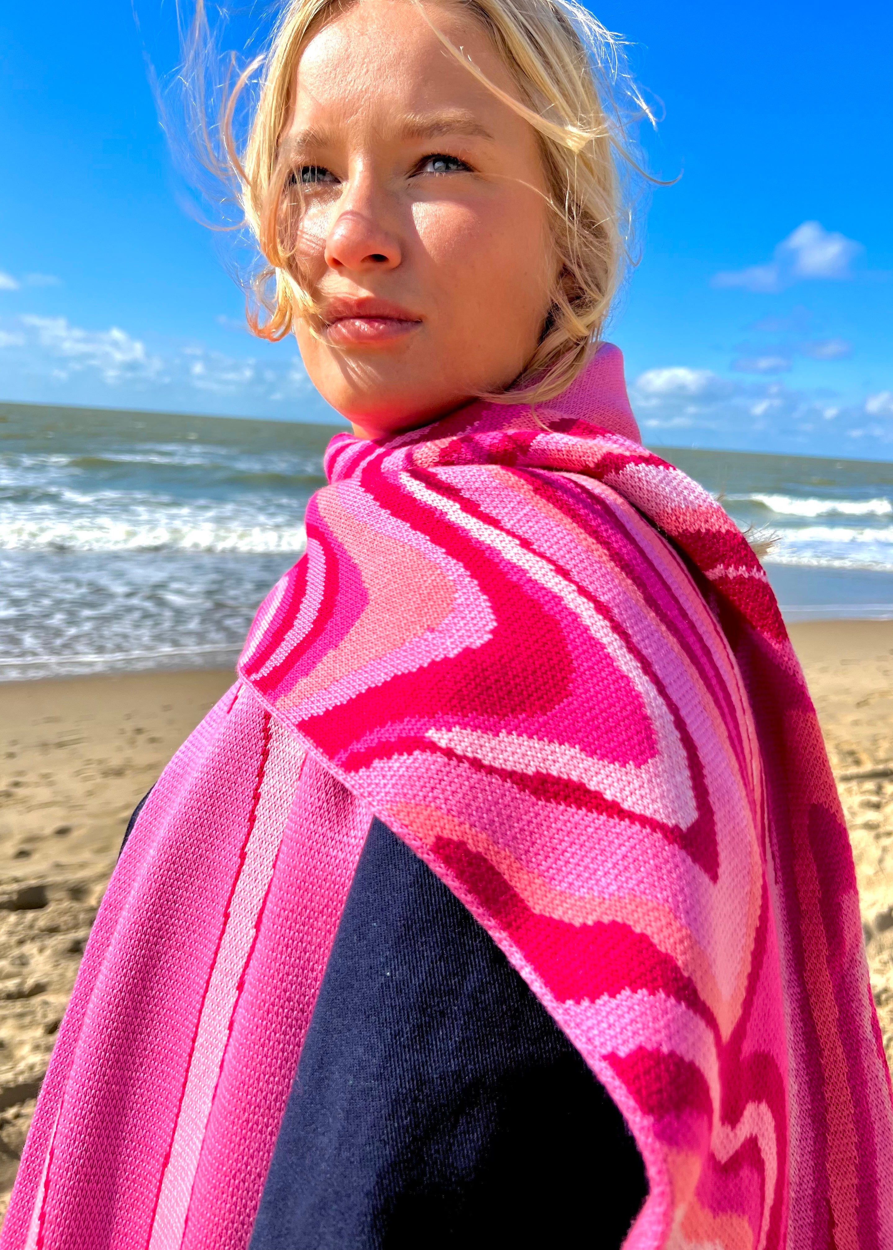 FISH Pink FIGURATI ANTWERP